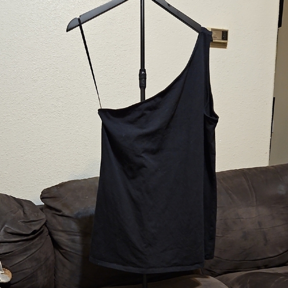 torrid Tops - torrid Black One-Shoulder Tank Top